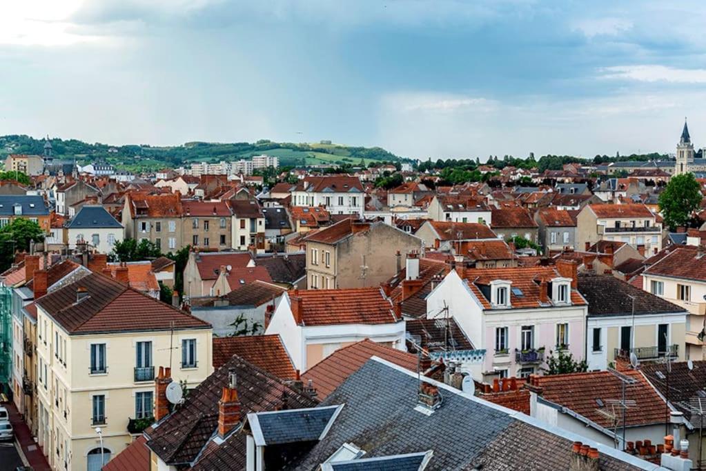 Bel Appartement Au Bord De L'Allier Classe 4* Vichy Exterior photo